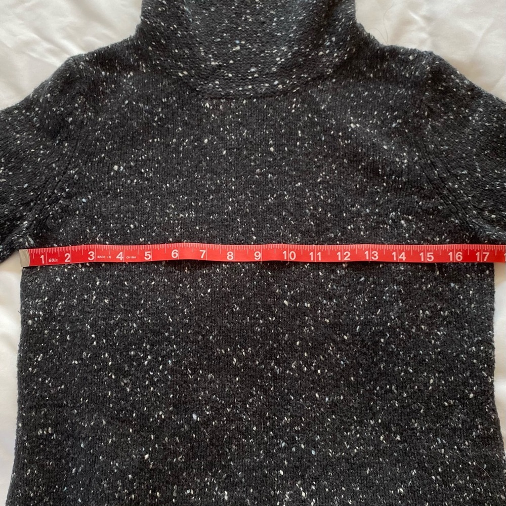 Turtle Neck Sweater - image 6
